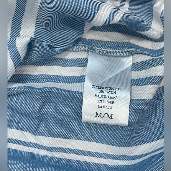 Como Blu Soft Off-The-Shoulder Blouse - Picture 5 of 5